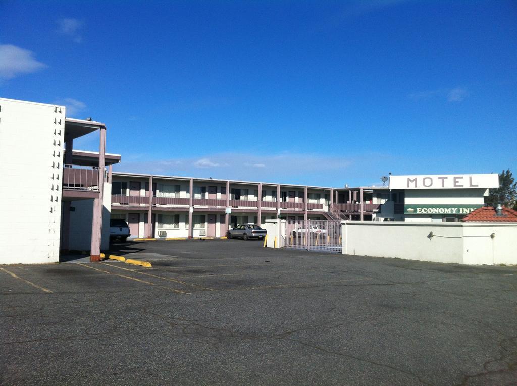 Economy Inn Richland Exterior photo
